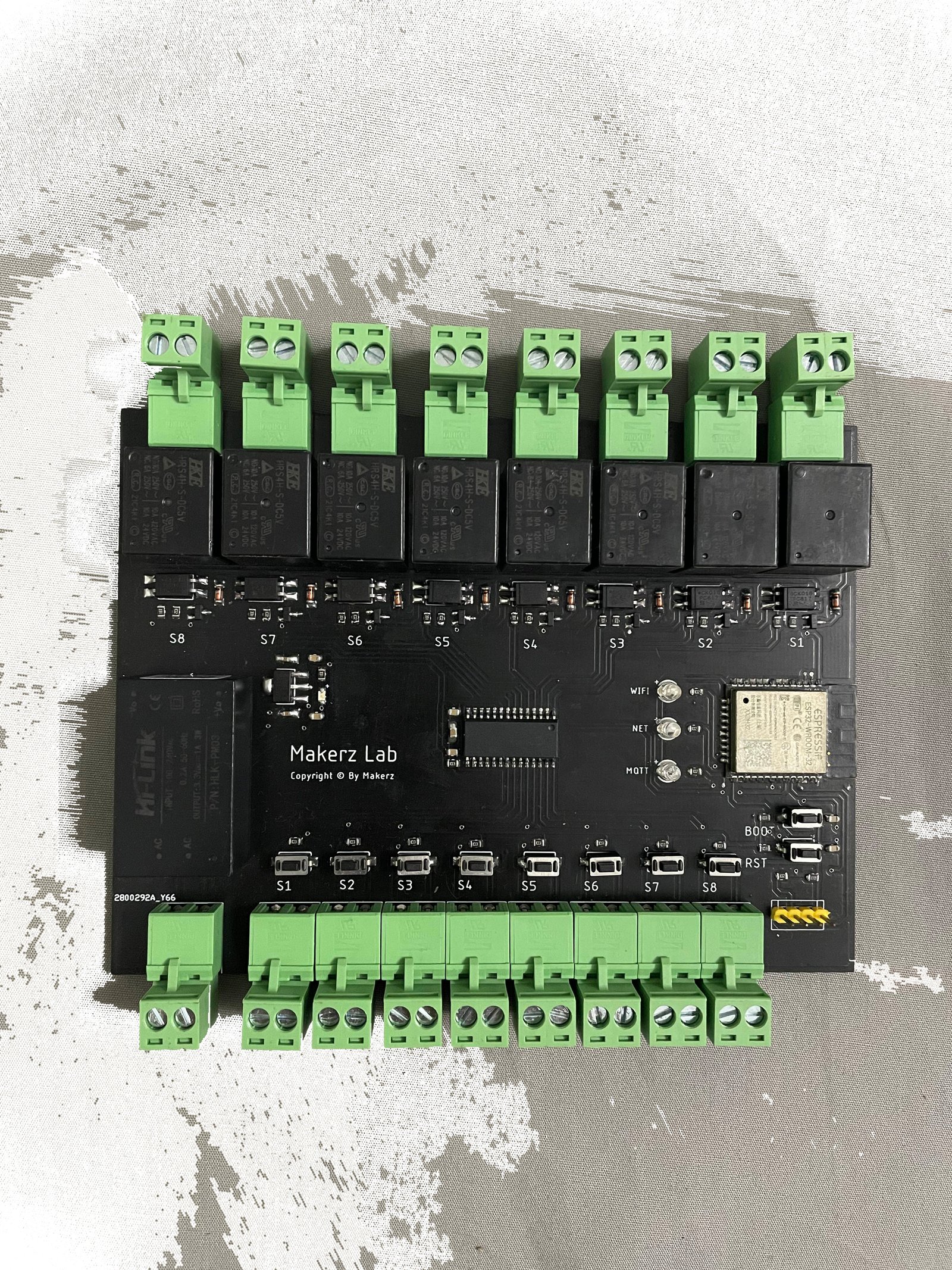 Makerz lab 10 CH